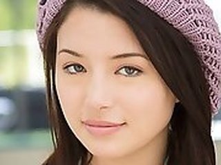 Asian beauty teen works big cock