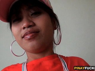 FIlipina Bargirl Gets Licked And Fucked