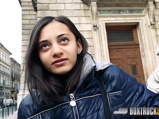 Beautifu Shrima Malati slips his cock deep into her throat