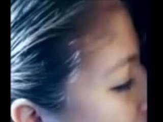 Amateur teen sucks dick in car WHO IS SHE???