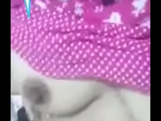 Video call dengan ibu rumah tangga